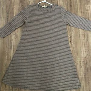 Fall flowy striped dress!